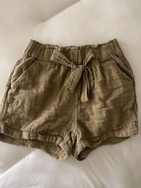 Girl’s  Casual Tie-Waist Linen-Feel Shorts in Olive SO brand -